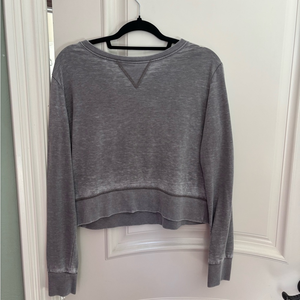 Zobha Gray Crewneck